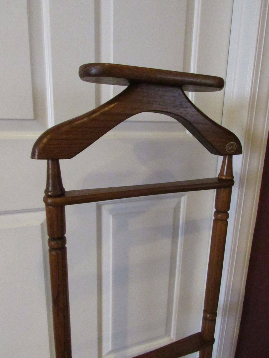 Vintage Valet Standing Butler Wooden Valet Caddy Standing Oak Garment – TheFlyingHostess