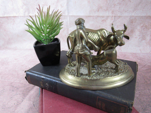 Vintage Brass Hindu Cow Calf Statue Mother Baby Statue-Hindu Religious Animal Decorative Figurine Travel Home Decor