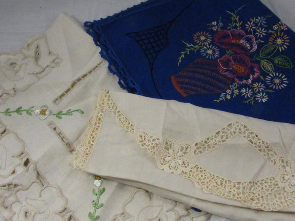 Vintage ONE Table Runners Each Sold Seperately Scalloped Edges Embroidered Table Linens