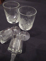 Vintage Etched Crystal Glasses Sherry Aperitif Barware Daisy Floral Pattern Set of 4 After Dinner Drink Glassware