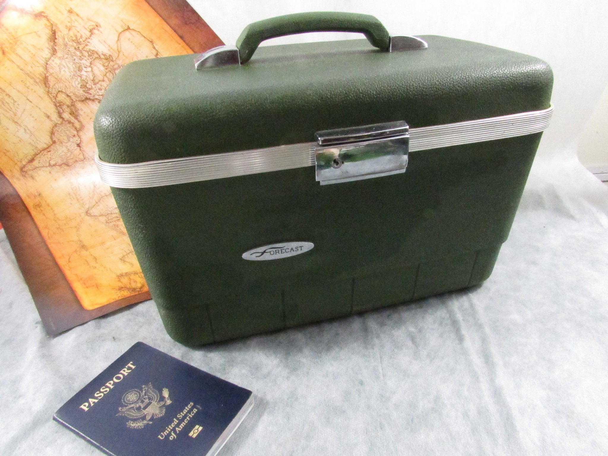 Vintage Makeup Train Case Travel Makeup Tote Cosmetics Case