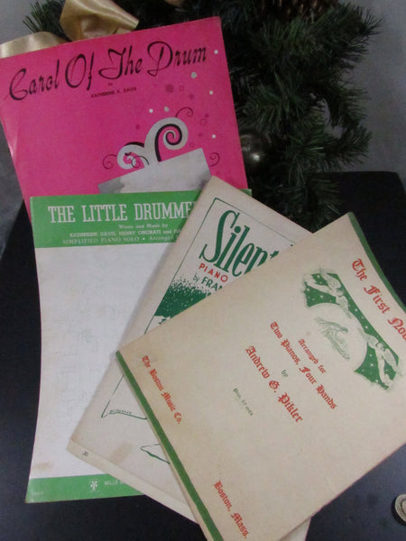 Vintage Piano Christmas Sheet Music Books Christmas Carols Beginner's Piano Book Paper Ephemera EACH