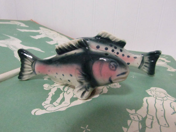 Vintage Fish Salt and Pepper Shakers Japan Collectibles Mountain Lodge/Cabin/Beach Decor
