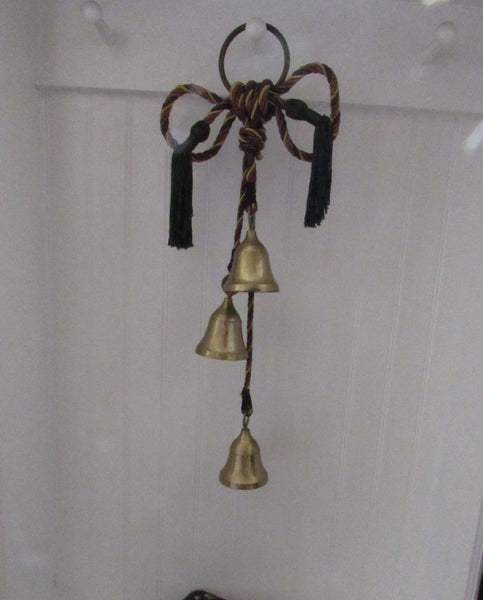 Vintage Brass Door Hanger Door Bells From India Decorative Wall Front –  TheFlyingHostess