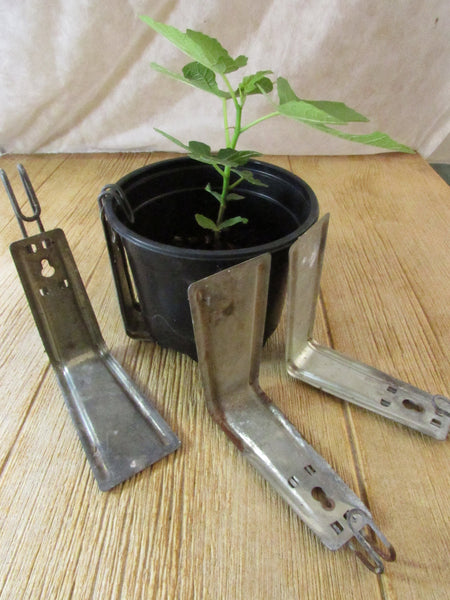 plant hanger fence Vintage Metal Fence Plant Hangers Plant Hooks Planter Holder Rusty Met – TheFlyingHostess