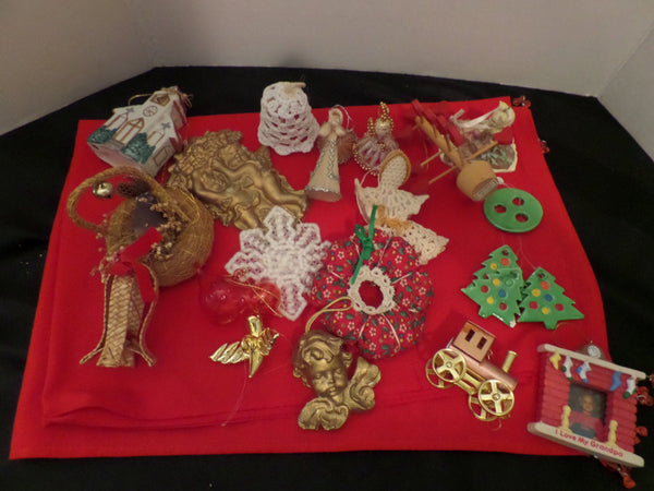 Vintage Lot of Christmas Ornaments Handmade 19 Pieces Homespun Rustic Christmas Angels Snowflakes Wooden Ornaments Assorted Lot Bead Wreath