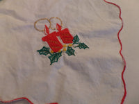 Vintage Embroidered Bun Warmer Tabletop Linens Table Scarf Christmas Candles